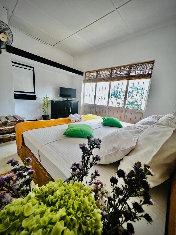 Louis Lake Villa Kandy Eksteriør bilde